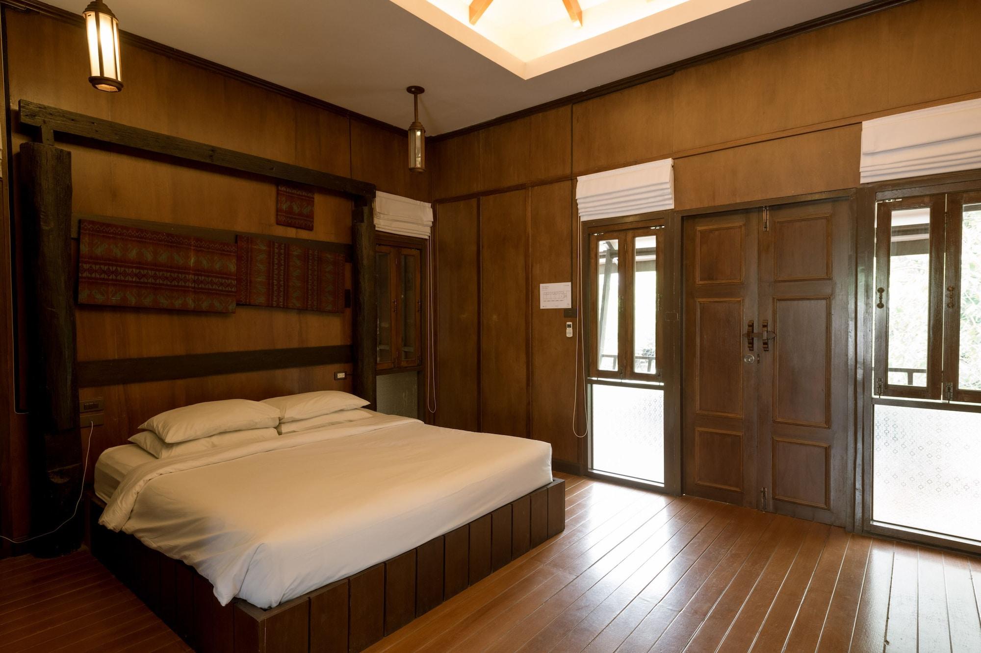 Chompor Lanna Hotel Chiang Mai Exterior photo